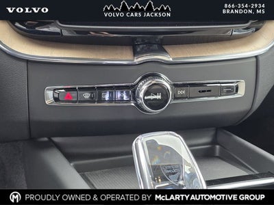 2026 Volvo XC60 B5 Plus