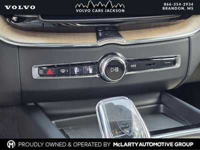 2026 Volvo XC60 B5 Plus