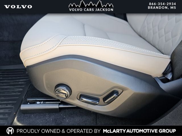 2026 Volvo XC60 B5 Plus Dark