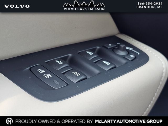 2026 Volvo XC60 B5 AWD Mild Hybrid Plus