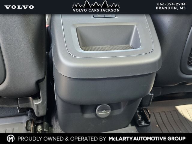 2026 Volvo XC60 B5 AWD Mild Hybrid Plus