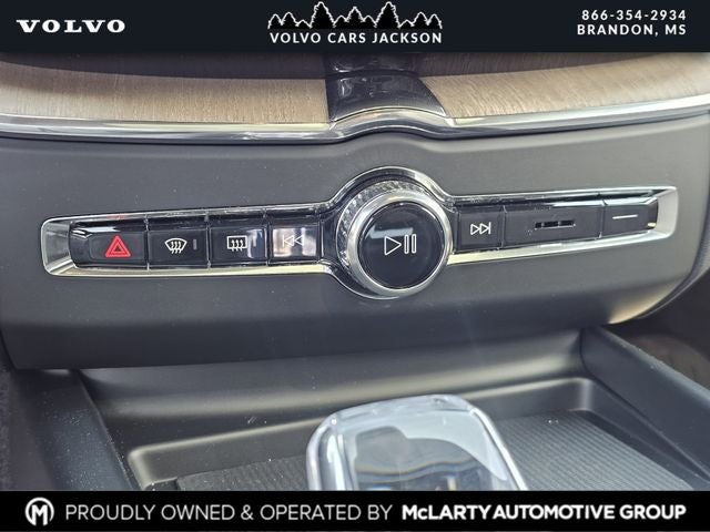 2026 Volvo XC60 B5 AWD Mild Hybrid Plus