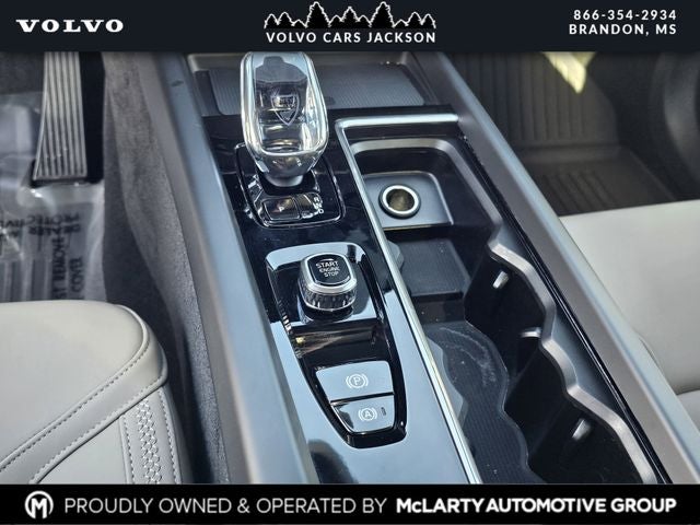 2026 Volvo XC60 B5 Plus Bright