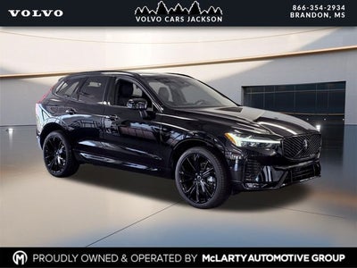 2026 Volvo XC60 B5 Ultra Black Edition