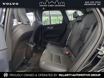 2026 Volvo XC60 B5 Ultra Black Edition