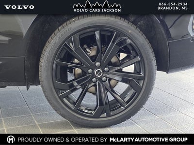 2026 Volvo XC60 B5 Ultra Black Edition