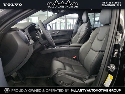 2026 Volvo XC60 B5 Ultra Black Edition