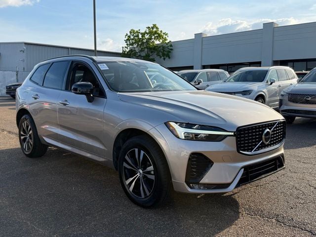 2025 Volvo XC60 B5 Core