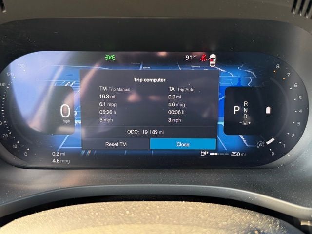 2025 Volvo XC60 B5 Core