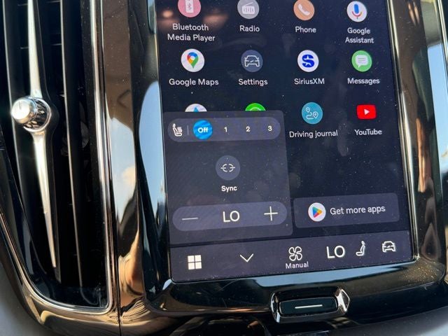 2025 Volvo XC60 B5 Core