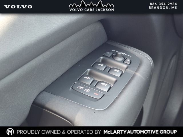 2026 Volvo XC60 B5 Core