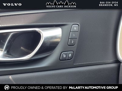 2026 Volvo XC60 B5 Core