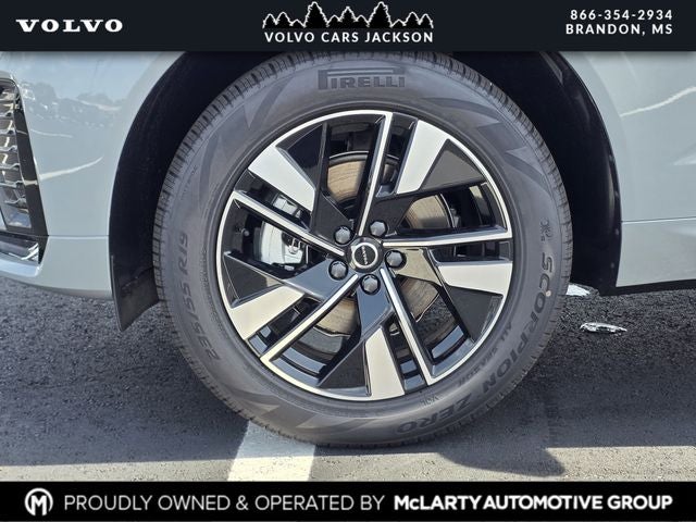 2026 Volvo XC60 B5 Core