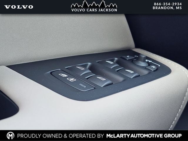 2026 Volvo XC60 B5 Core