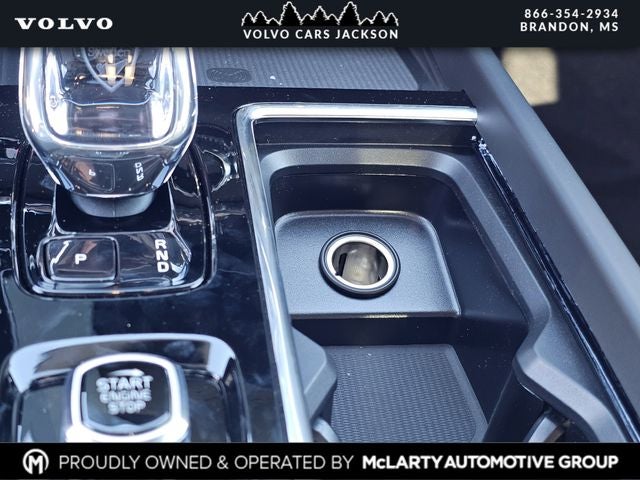 2026 Volvo XC60 B5 Core