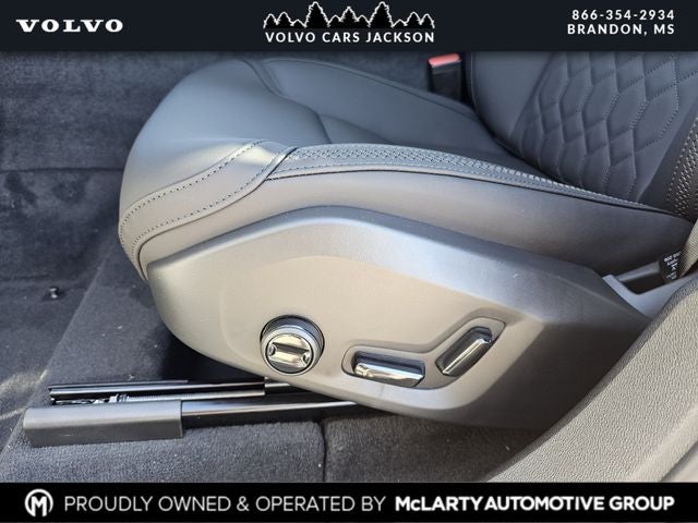 2026 Volvo XC60 B5 Core