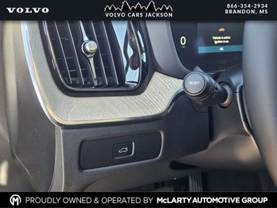 2026 Volvo XC60 B5 Core