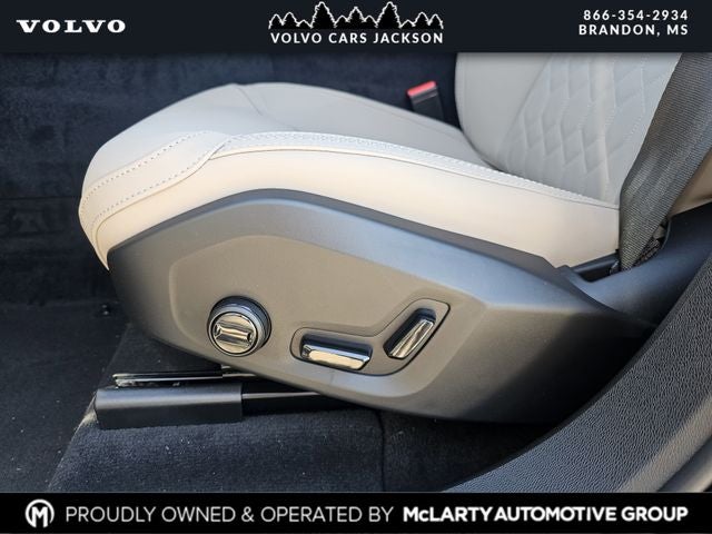 2026 Volvo XC60 B5 Core