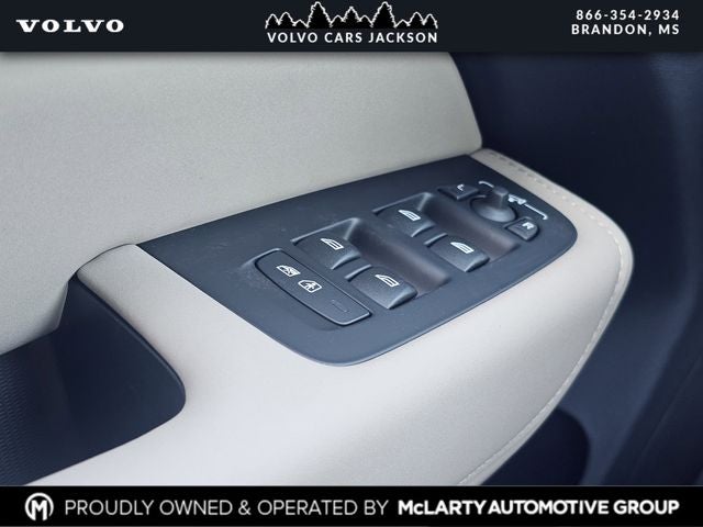 2026 Volvo XC60 B5 Core