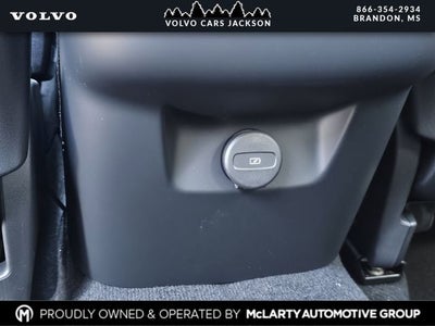 2026 Volvo XC60 B5 Core