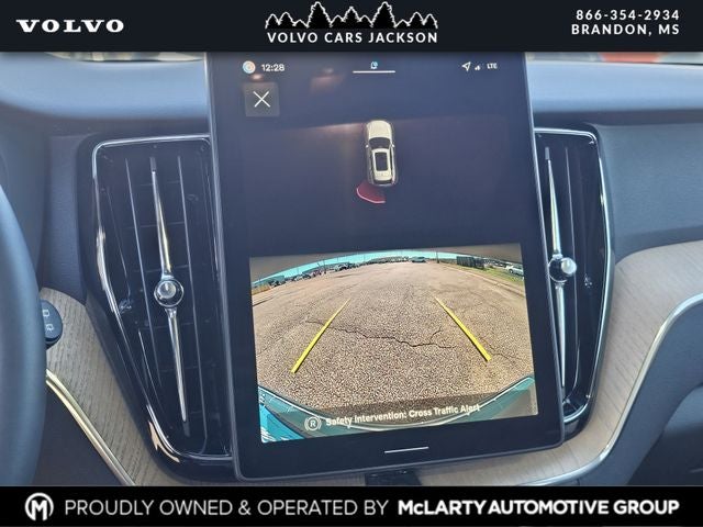 2026 Volvo XC60 B5 Core