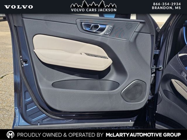 2026 Volvo XC60 B5 Core