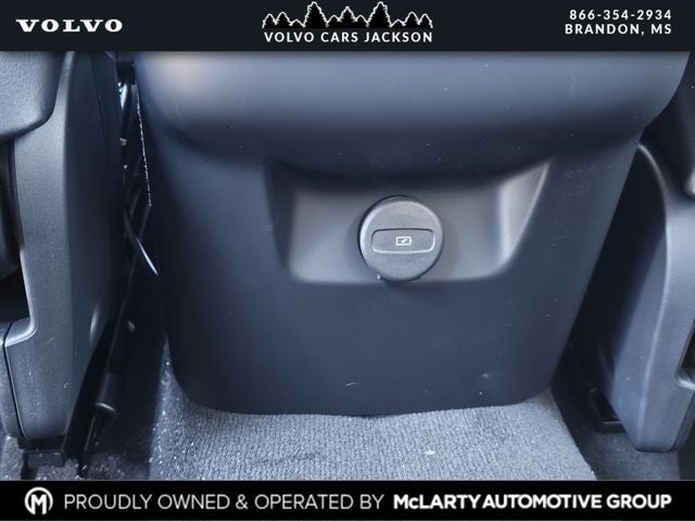 2026 Volvo XC60 B5 Core