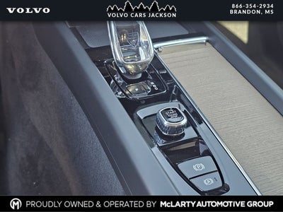 2026 Volvo XC60 B5 Core