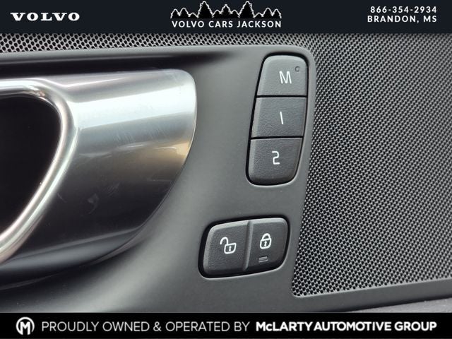2026 Volvo XC60 B5 Core