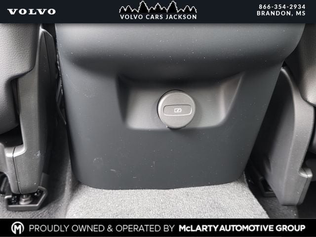 2026 Volvo XC60 B5 Core