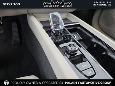 2026 Volvo XC60 B5 Ultra