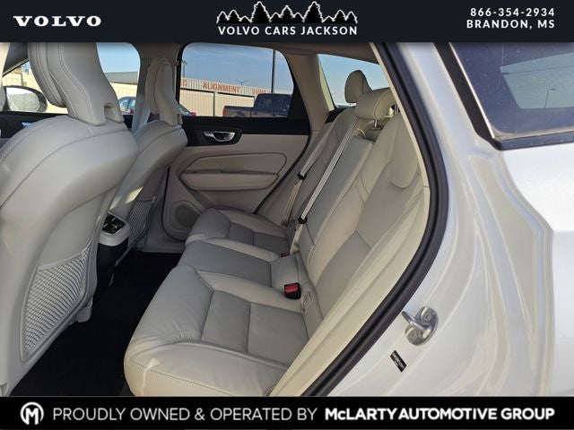 2026 Volvo XC60 B5 Ultra