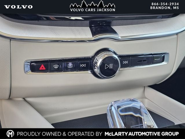 2026 Volvo XC60 B5 Ultra