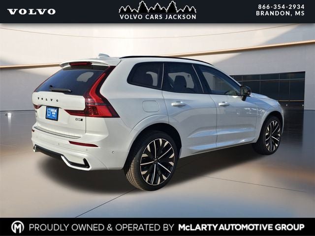 2026 Volvo XC60 B5 Ultra