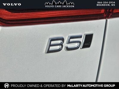 2026 Volvo XC60 B5 Ultra