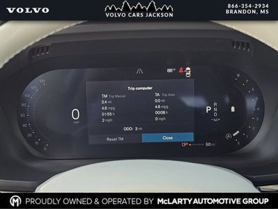 2026 Volvo XC60 B5 Ultra