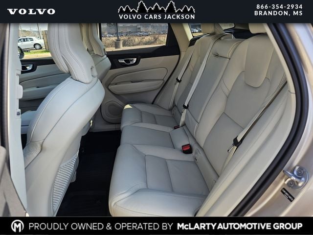 2026 Volvo XC60 B5 Ultra