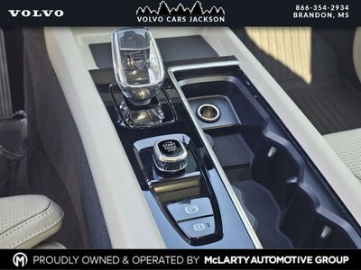 2026 Volvo XC60 B5 Ultra