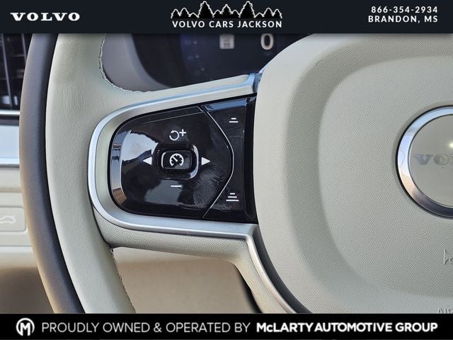 2026 Volvo XC60 B5 Ultra