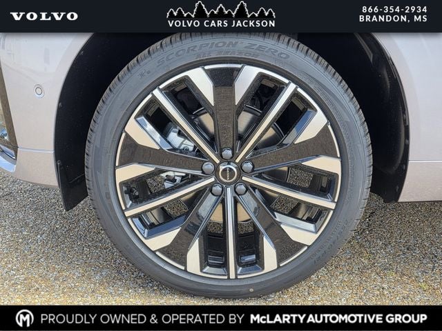 2026 Volvo XC60 B5 Ultra