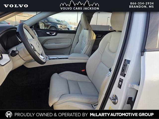 2026 Volvo XC60 B5 Ultra