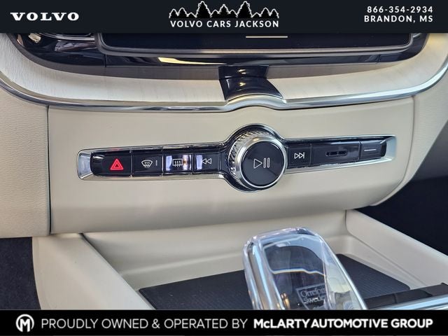 2026 Volvo XC60 B5 Ultra