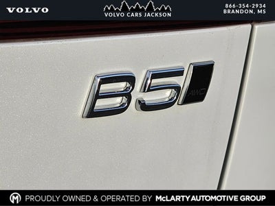 2026 Volvo XC60 B5 Ultra