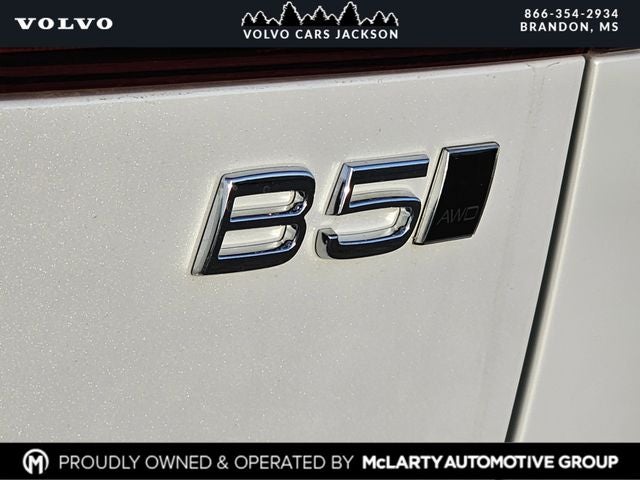 2026 Volvo XC60 B5 Ultra