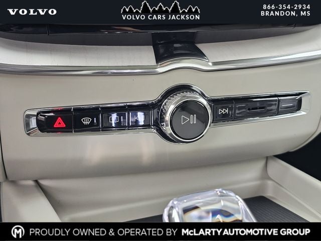 2026 Volvo XC60 B5 Ultra