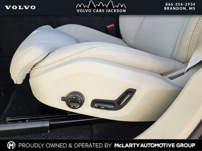 2026 Volvo XC60 B5 Ultra