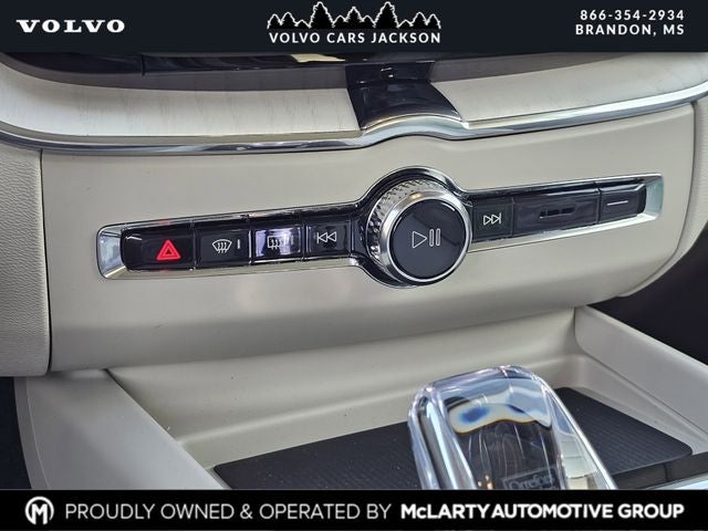 2026 Volvo XC60 B5 Ultra